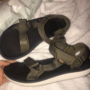 RARE! Teva sandals!